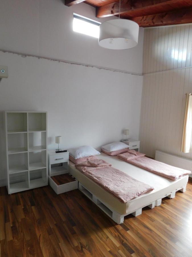 Mountain Vista Suites Zărneşti Kültér fotó